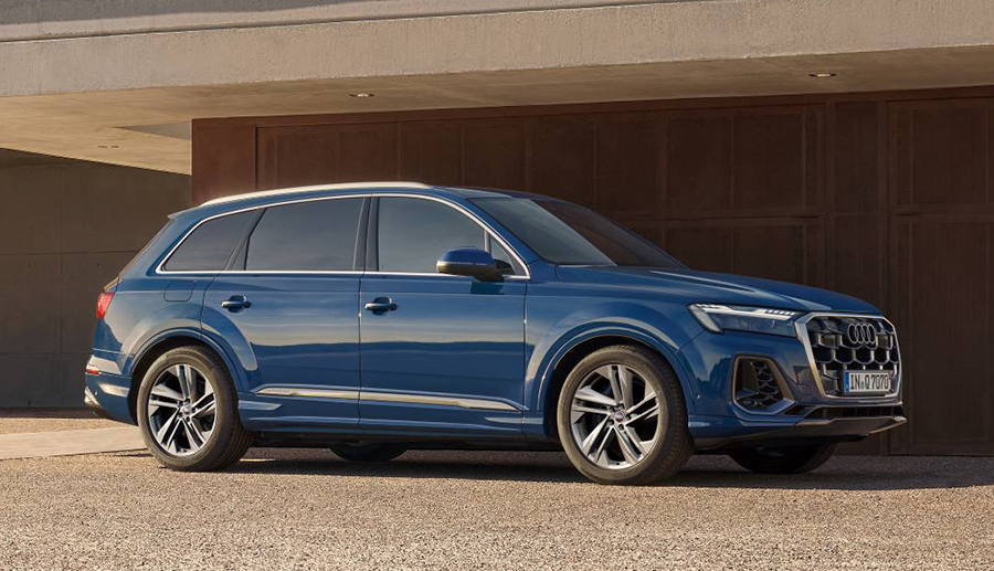 2024年モデル アウディQ7新型