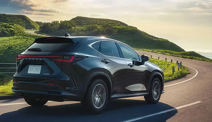 レクサス NX 2024年モデル徹底解説：洗練されたデザインと進化した機能  