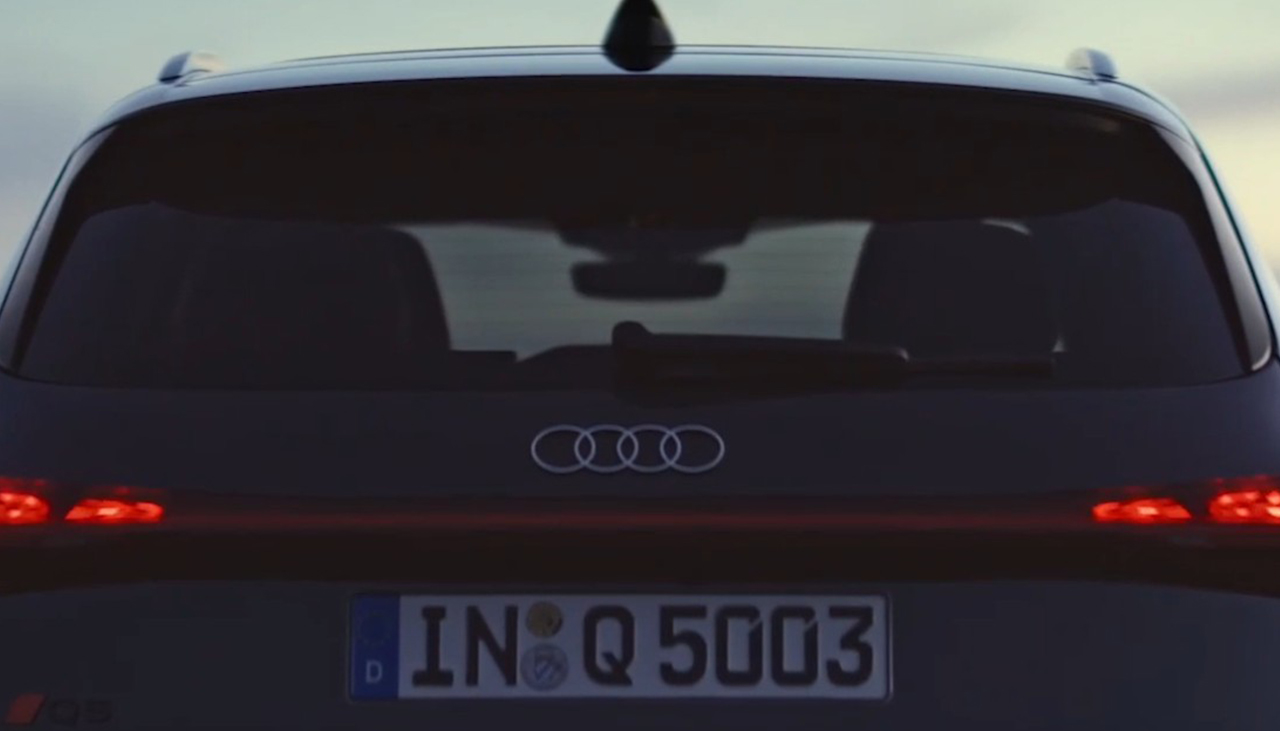 アウディ Q5