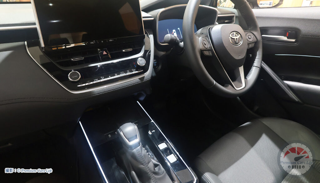 トヨタ カローラクロスHEV Zグレード現地撮影:© Premium Cars Life(ウエインズトヨタ神奈川・トレッサ横浜オートモール)