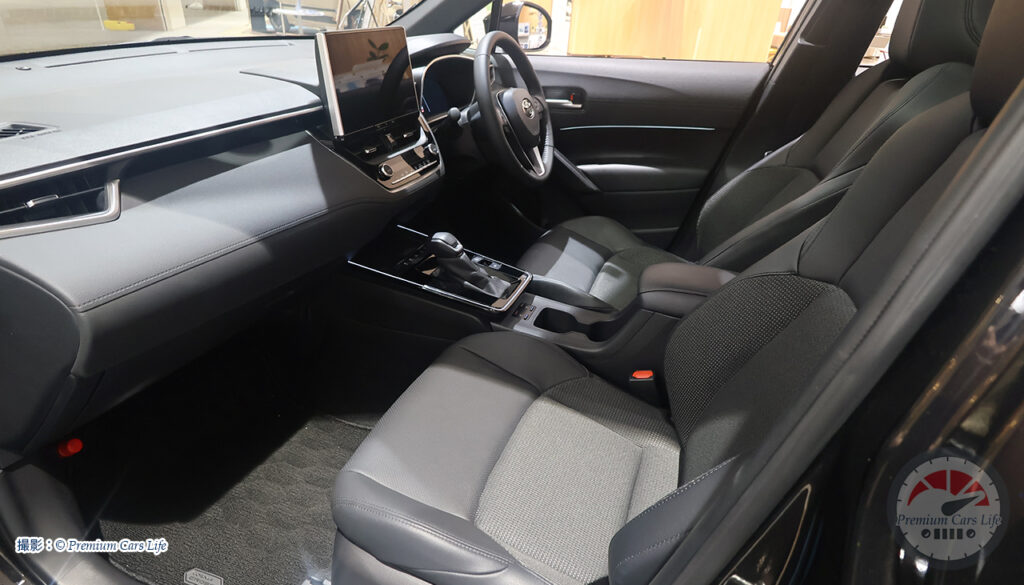 トヨタ カローラクロスHEV Zグレード現地撮影:© Premium Cars Life(ウエインズトヨタ神奈川・トレッサ横浜オートモール)