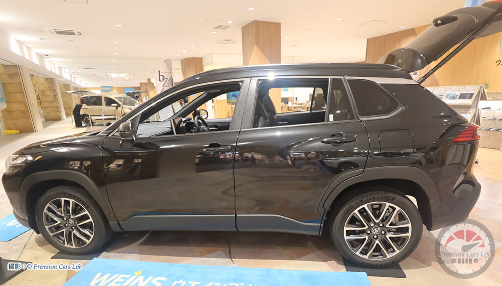 トヨタ カローラクロスHEV Zグレード現地撮影:© Premium Cars Life(ウエインズトヨタ神奈川・トレッサ横浜オートモール)