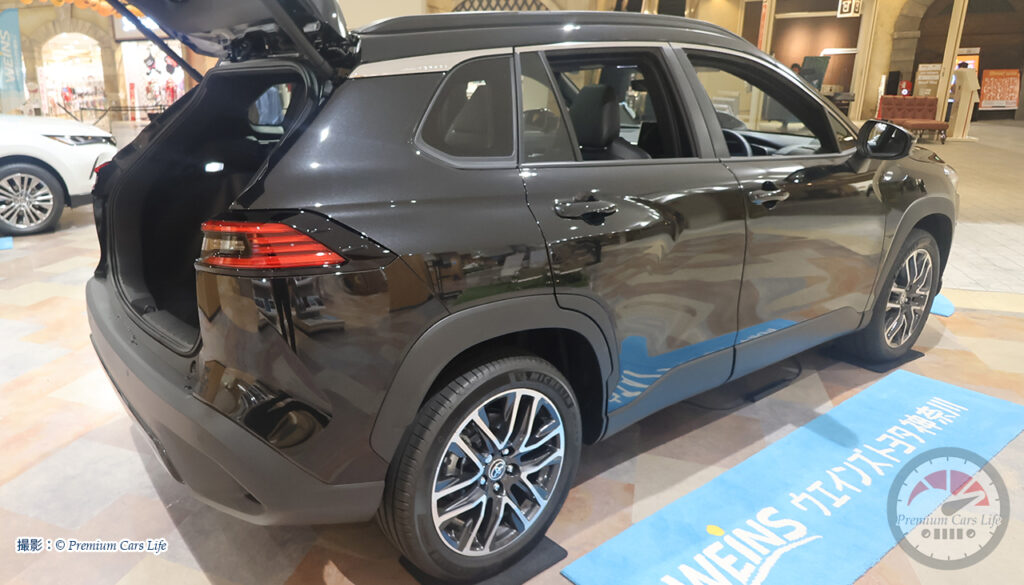 トヨタ カローラクロスHEV Zグレード現地撮影:© Premium Cars Life(ウエインズトヨタ神奈川・トレッサ横浜オートモール)