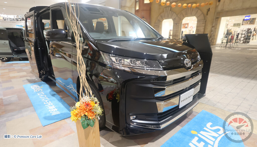 トヨタ ノア現地撮影:© Premium Cars Life(ウエインズトヨタ神奈川・トレッサ横浜オートモール)