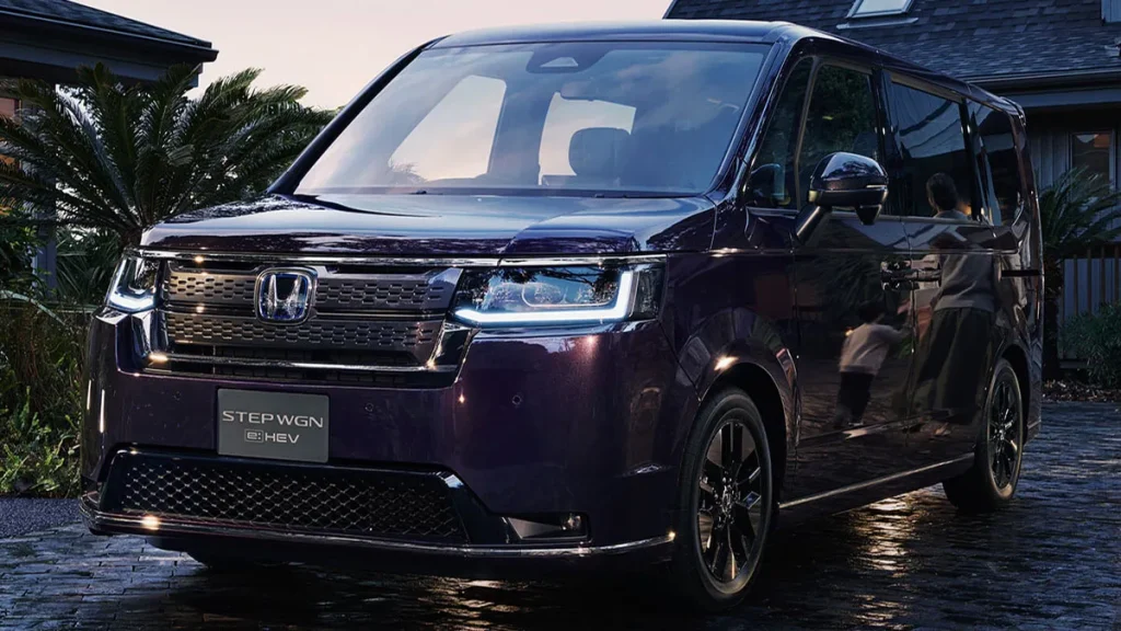 ステップワゴン スパーダ