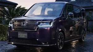 ステップワゴン スパーダ