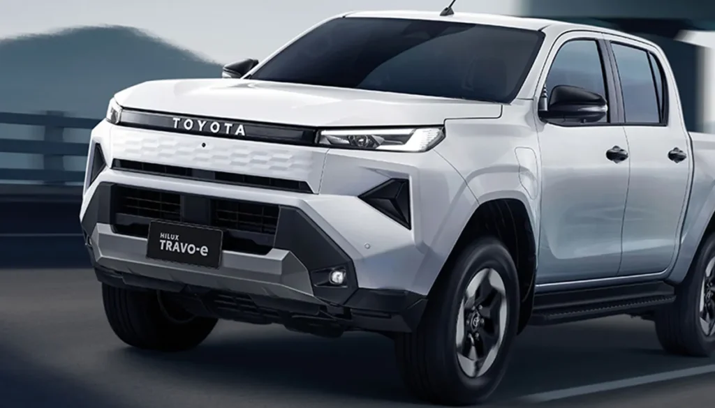 新型「ハイラックス」