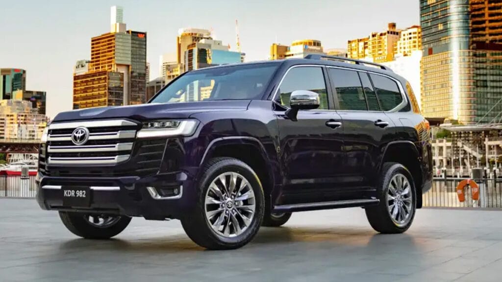 ランドクルーザー300 ハイブリッド 中東仕様モデル。最初に公開・販売が始まった地域の公式画像(出典:Toyota Middle East)