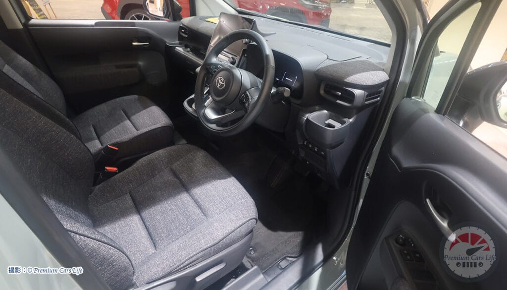 トヨタ シエンタ現地撮影© Premium Cars Life（トレッサ横浜オートモール）