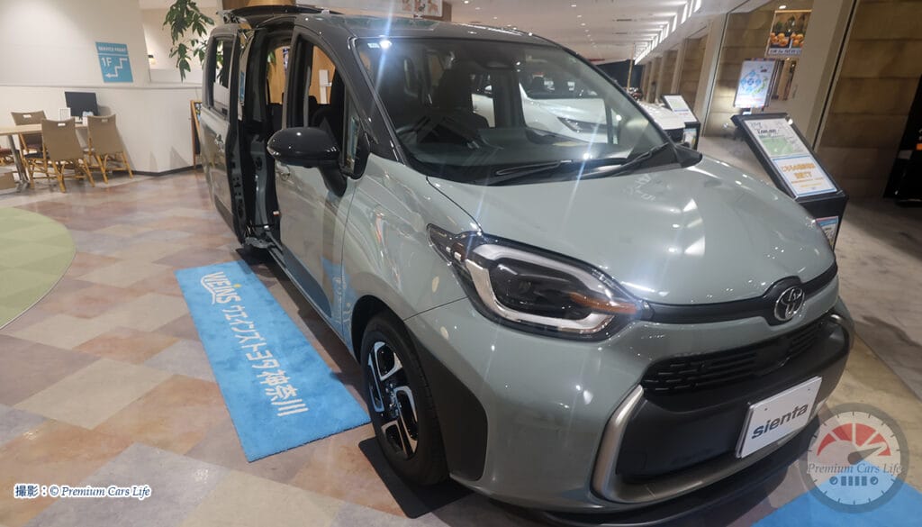 トヨタ シエンタ現地撮影© Premium Cars Life（トレッサ横浜オートモール）