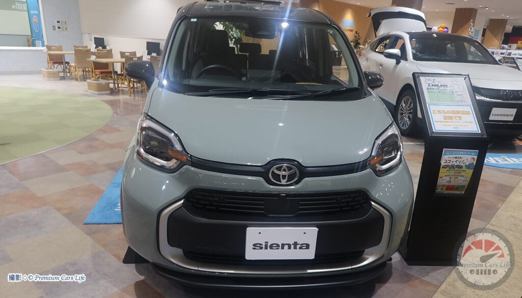 トヨタ シエンタ現地撮影© Premium Cars Life（トレッサ横浜オートモール）