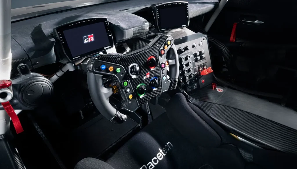 GR GT3（プロトタイプ）内装