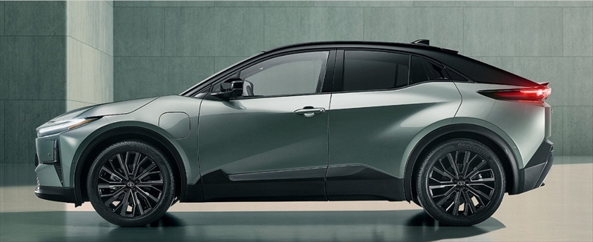 出典：トヨタ自動車 　TOYOTA C-HR+（欧州仕様）