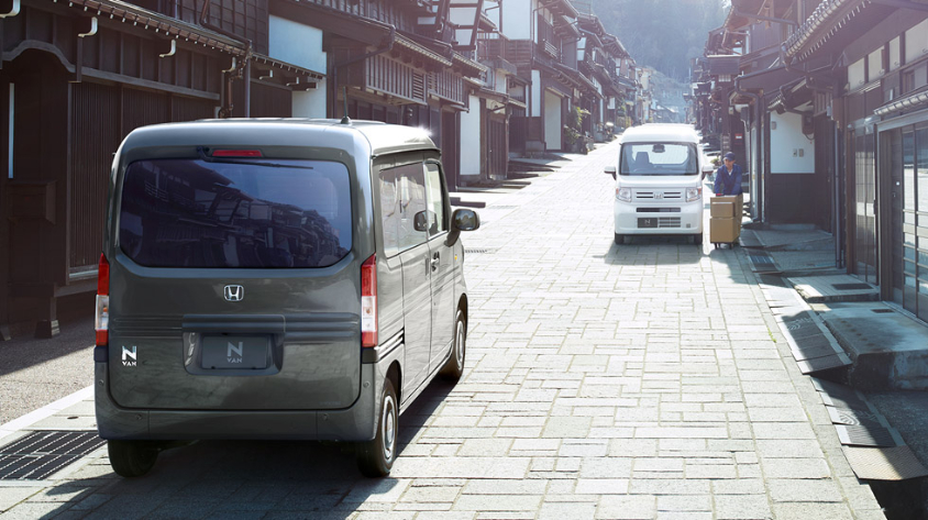 出典:ホンダ N-VAN 現行モデル